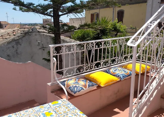 Re - Rosa's House Centro Storico Apartamento *